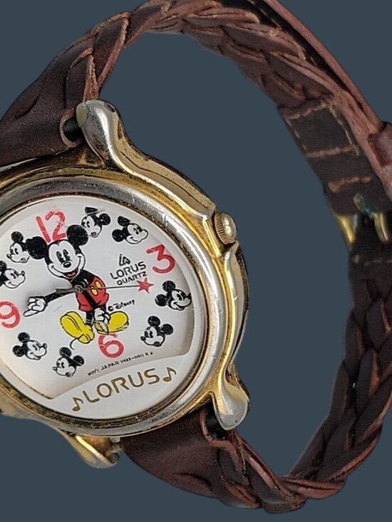 Vtg Lorus Seiko Disney 1990s Mickey Mouse Musical Watch 8\